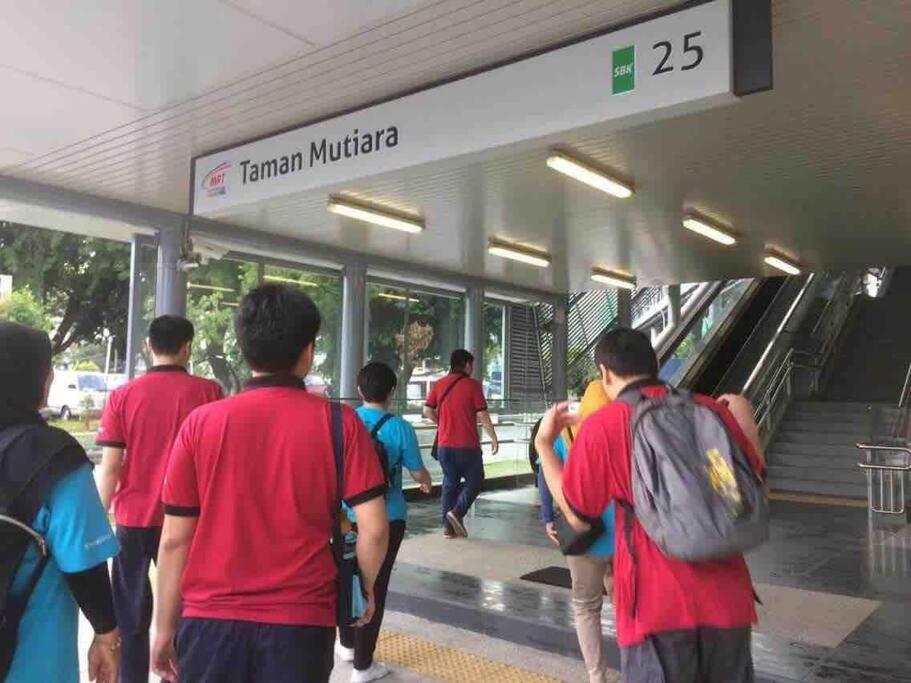 2Br 8Pax Swingduplexekocherasmall—Infinitypool Mrt Kuala Lumpur Exteriör bild